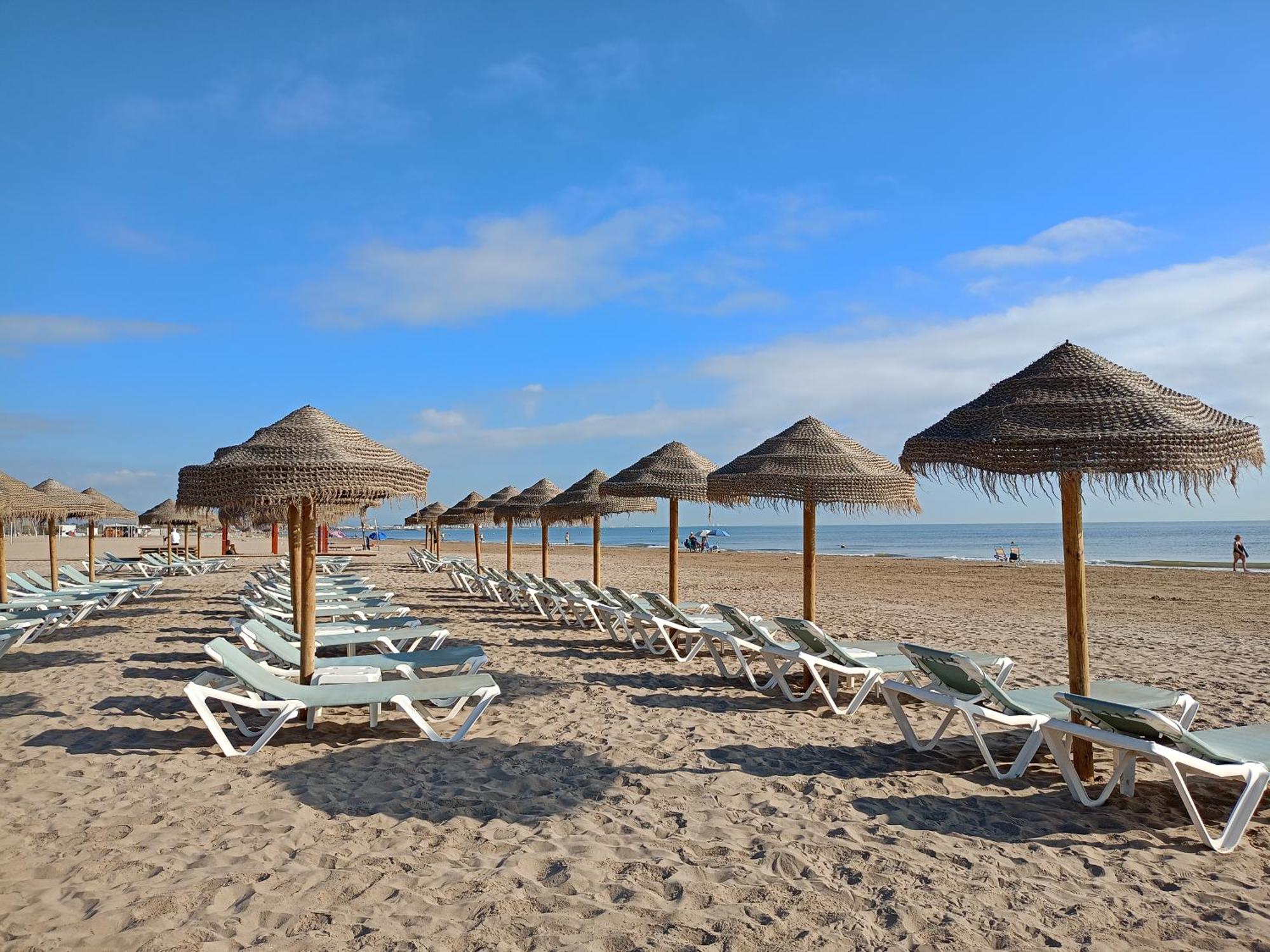 Apartamento Dos Habitaciones Primera Linea De Playa Valência Exterior foto