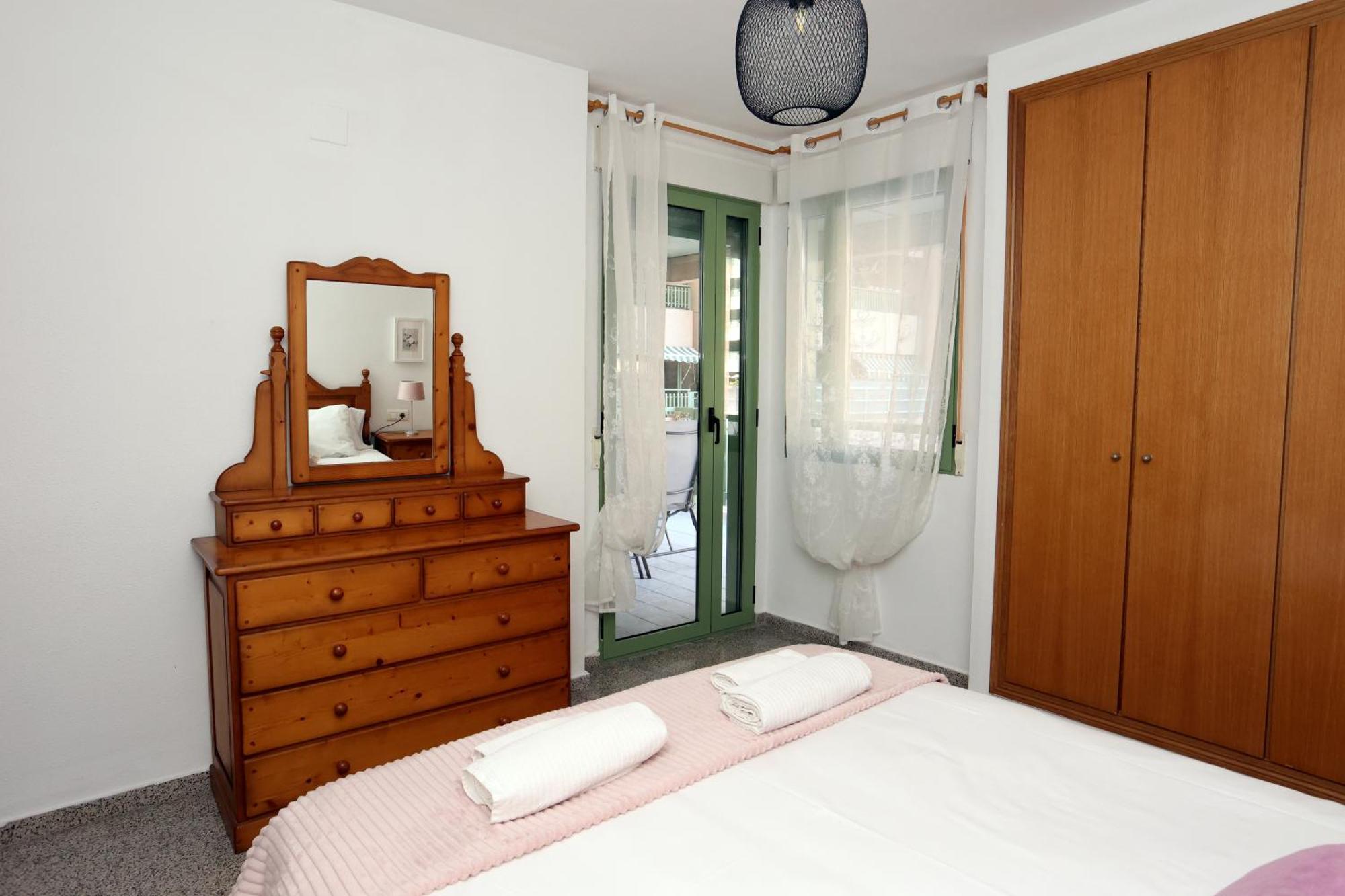Apartamento Dos Habitaciones Primera Linea De Playa Valência Exterior foto