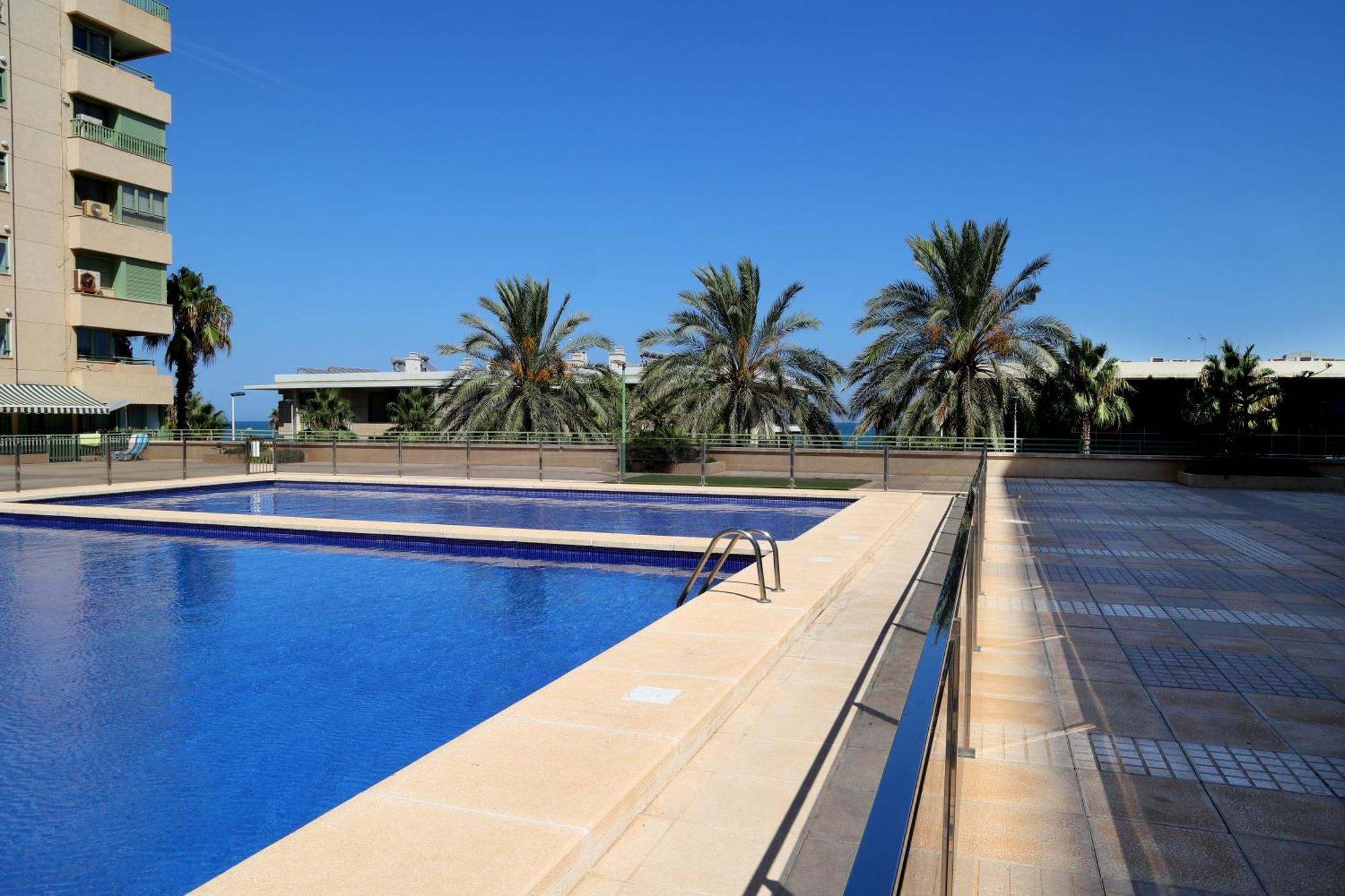 Apartamento Dos Habitaciones Primera Linea De Playa Valência Exterior foto