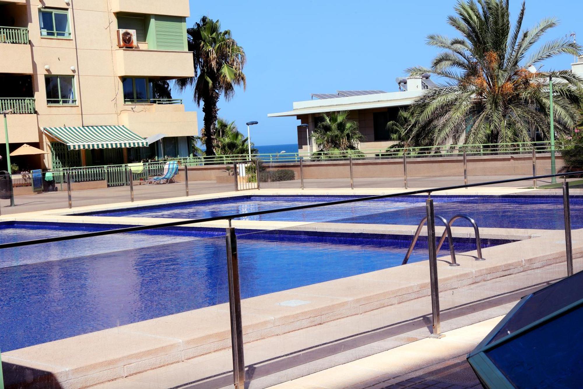 Apartamento Dos Habitaciones Primera Linea De Playa Valência Exterior foto